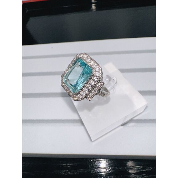 Aquamarine Cubic Zirconia White Crystal Ring Size 7 - Picture 8 of 16